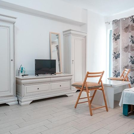 Bright Apartments Mamaia Nord Εξωτερικό φωτογραφία